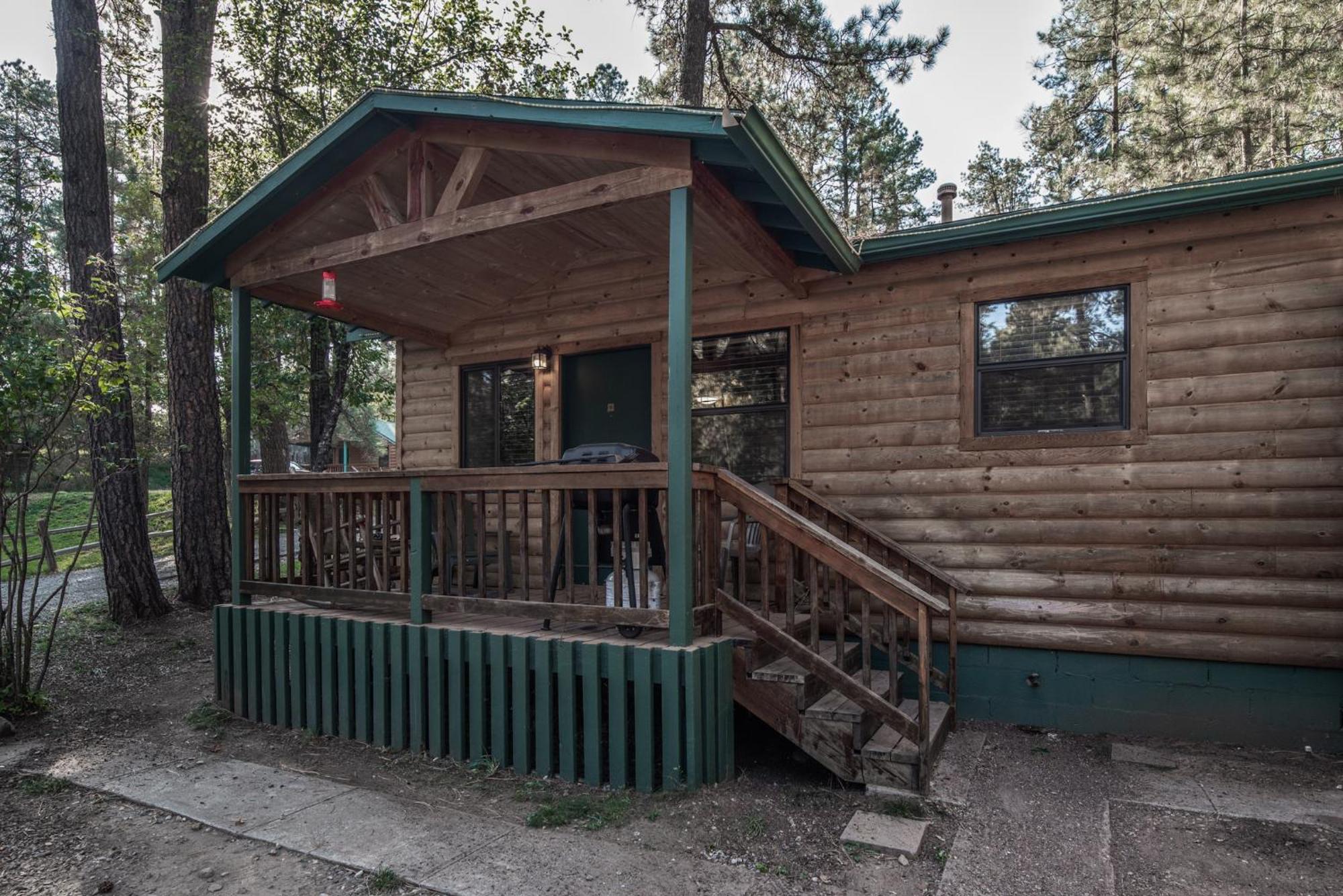 Upper Canyon Inn & Cabins Ruidoso Exterior photo