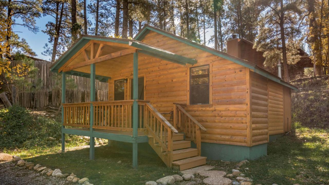 Upper Canyon Inn & Cabins Ruidoso Exterior photo